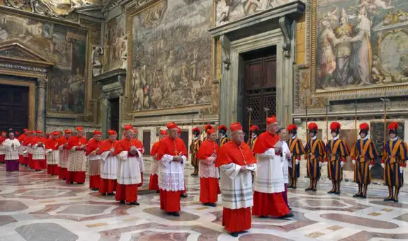 ¿Por qué se le llama cónclave al proceso de elección del nuevo papa? Lo que tal vez no sabías