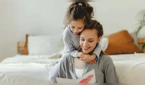 Cartas breves y bonitas para el Día de la Madre 2025: las mejores ideas para escribir un mensaje amoroso este 11 de mayo