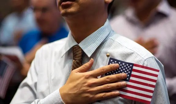 Buenas noticias para inmigrantes en EEUU: nuevo proyecto de ley abriría un camino hacia la ciudadanía americana para trabajadores de este sector