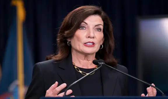 Buenas noticias para residentes de Nueva York: Kathy Hochul aprueba un nuevo presupuesto que beneficia a las familias