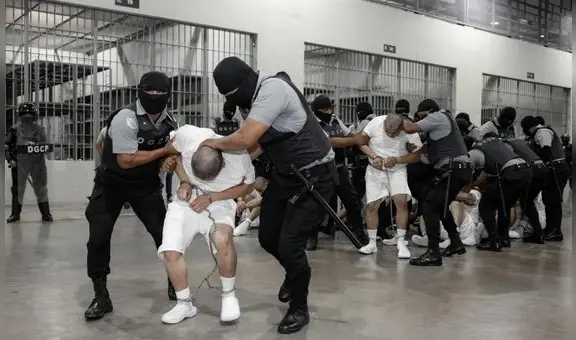 Organizaciones de EEUU exigen intervención de la CIDH para liberar a venezolanos detenidos en El Salvador