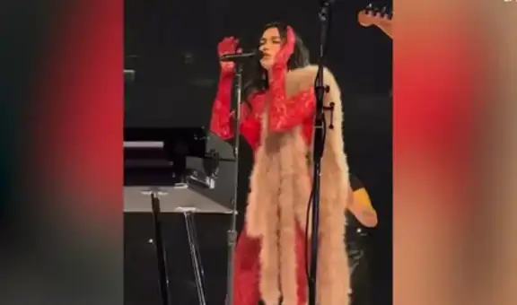 Dua Lipa sorprende al cantar un éxito en español de Enrique Iglesias