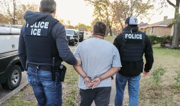 Tiene Green Card y apoyaba abiertamente a Trump, pero ICE lo detuvo e inició un proceso de deportación en su contra