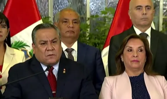 Gustavo Adrianzén da un paso al costado a la Presidencia del Consejo de Ministros: "Presento mi renuncia irrevocable"