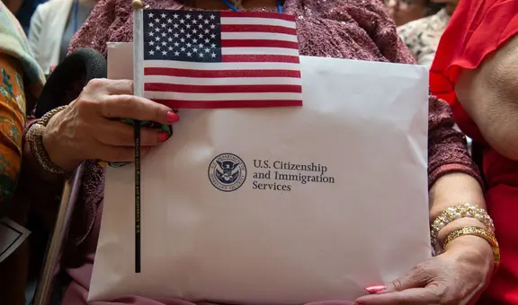 Confirmado por USCIS: el formulario clave que debe llenar todo inmigrante mayor de esta edad