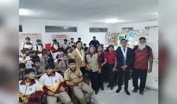 Justicia en tu comunidad capacita a docentes de colegio Garcilaso de la Vega y escolares del Politécnico sobre violencia escolar
