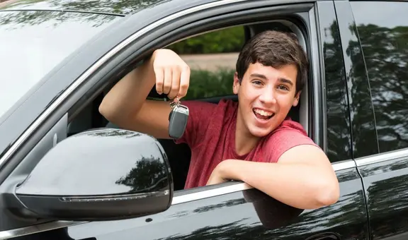 DMV de California: paso clave para que los conductores puedan registrar sus vehículos y evitar fuertes multas