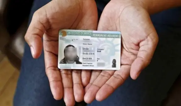 Atención, inmigrante: si tienes alguna de estas visas de EEUU podrás aplicar a la Green Card en 2025