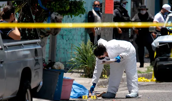 Joven fue a comprar auto ofertado en Facebook y termina siendo asesinado frente a su padre en violenta emboscada en Edomex