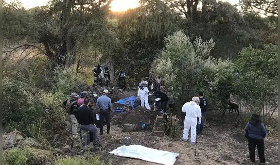 Encuentran al menos 15 cuerpos en una fosa clandestina dentro de vivienda en comunidad de Guanajuato