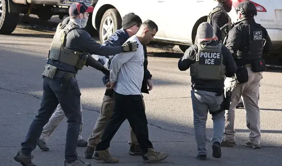 Aviso importante para inmigrantes en EEUU: si ICE te arresta, conocer estos números de memoria es crucial