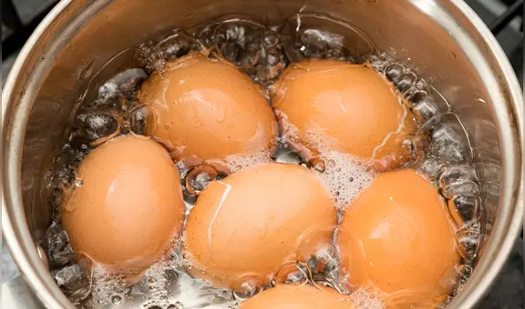 ¿Por qué es importante hervir el huevo con vinagre? Descubre los beneficios de este sencillo truco de cocina