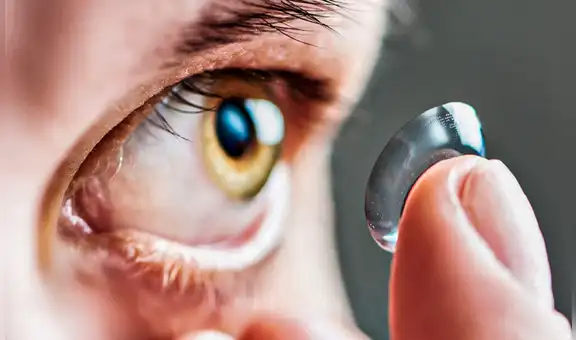 Científicos crean lentes de contacto con visión nocturna y sin necesidad de energía externa: podrían ayudar a personas con daltonismo