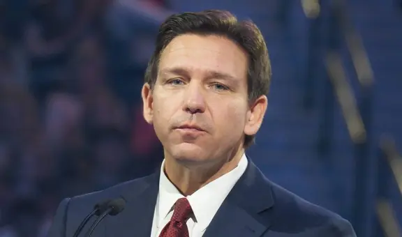Florida: Ron DeSantis firma 2 nuevas leyes contra el abandono y crueldad animal con sanciones penales y multas para los infractores