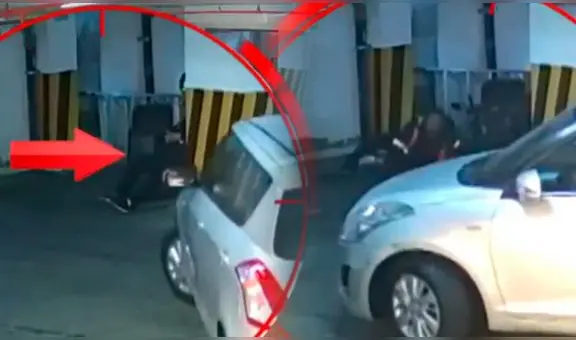 Mujer atropella a delivery en estacionamiento de pollería en San Borja y se habría fugado sin auxiliarlo