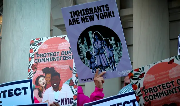 DHS enviará una notificación a estas jurisdicciones de Nueva York por proteger inmigrantes e incumplir las leyes federales de EEUU