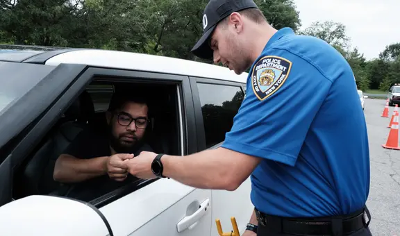 DMV no pasará por alto esta infracción y multará a conductores de California que la cometan en 2025