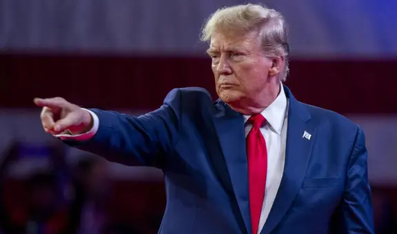 Nuevo golpe de Trump: inmigrantes serían multados con casi US$1.000 diarios por este motivo