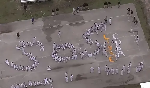 Florida: inmigrantes en centro de detención del ICE forman señal de 'SOS' y denuncian condiciones inhumanas