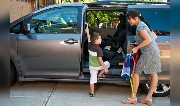 Rutas escolares seguras: claves para elegir el transporte adecuado para tu hijo y garantizar su bienestar camino a la escuela