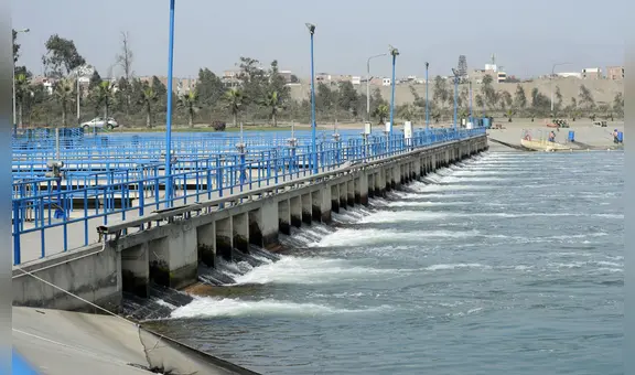 Hallan un cuerpo sin vida de una mujer dentro de La Atarjea de Sedapal, El Agustino