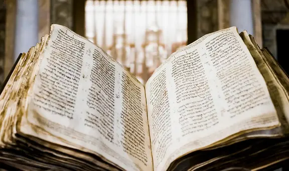 Un estudio con IA descubre patrones de estilos que revelaría quiénes son los autores del Antiguo Testamento