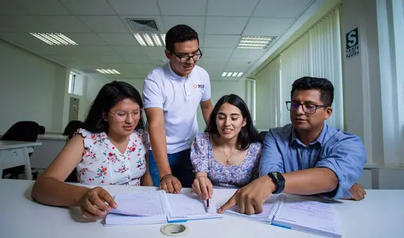 Top de carreras mejor pagadas en Perú 2025