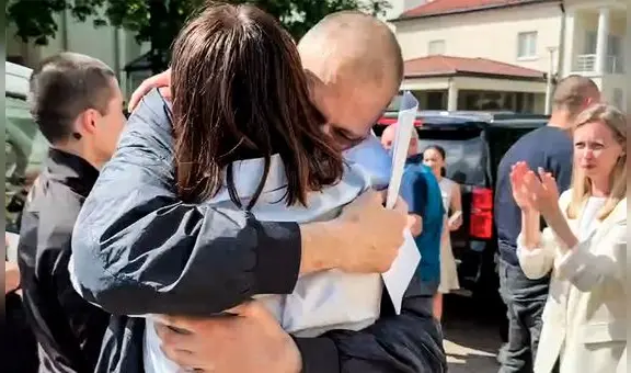 Bielorrusia libera a Sergei Tijanovski, líder opositor que desafío al presidente Lukashenko junto a otros 13 presos políticos