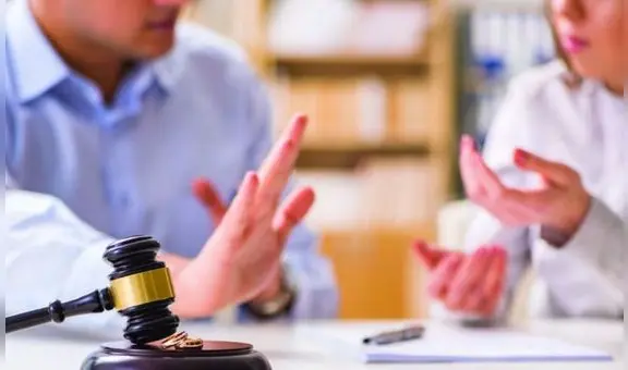 Mujer exige pensión alimenticia de su hija, pero expareja se venga y le quita la casa en México: están en una batalla legal