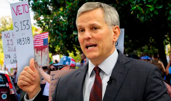 Gobernador de Carolina del Norte veta 2 proyectos de ley contra la inmigración ilegal en EEUU y limita cooperación con ICE