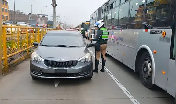 ATU: Estas son las multas que recibirán conductores por invadir carril del Metropolitano este 2025