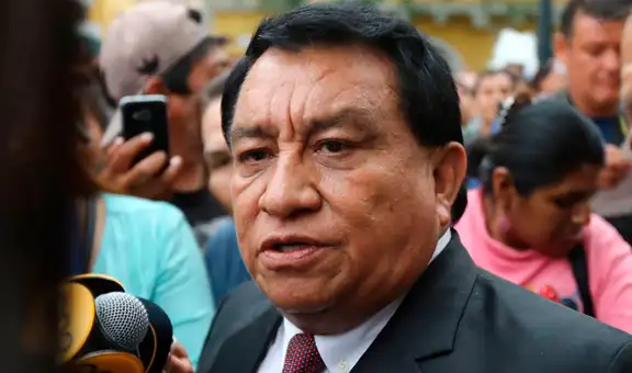 Podemos Perú: José Luna Gálvez se alía con izquierdistas y conservadores