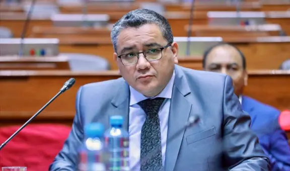 Juan José Santiváñez sería el primer ministro en la sombra: recibe visitas claves en su despacho