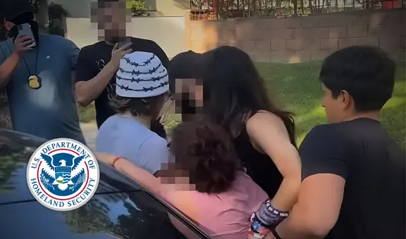 Hijos de madre inmigrante intentan frustrar arresto de ICE: “No vamos a dejarla ir, suelta a mi mamá”