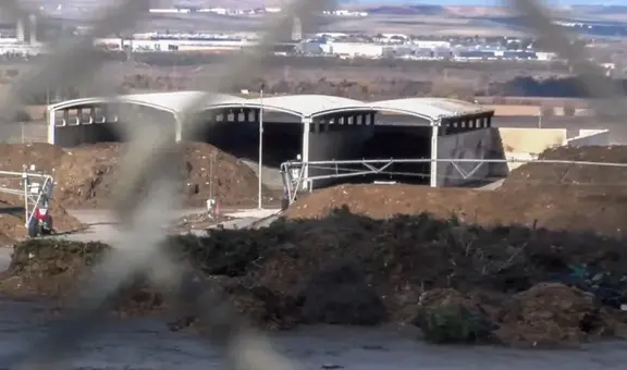 Hallan muerta a un bebé en vertedero de Madrid: autoridades registran la casa de la madre, quien es la principal sospechosa