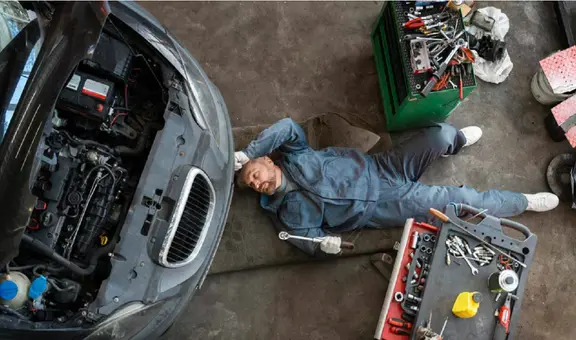 ¿Eres conductor principiante?: guía rápida de mantenimiento básico para cuidar tu auto y evitar problemas costosos