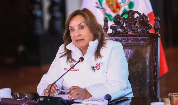 ¿Proyectos de ley podrían retroceder el aumento de sueldo de Dina Boluarte? Esto dicen los especialistas