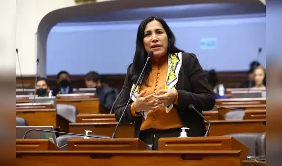 Por una jubilación digna para los maestros del Perú