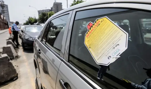 Municipios no podrán multar ni usar grúas para autos mal estacionados: ¿calles se convertirían en cocheras?