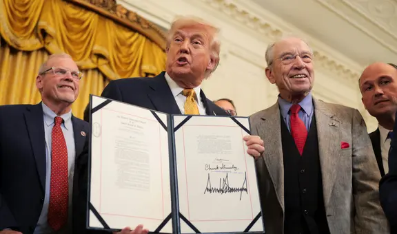 Trump firma ley que aumenta castigos contra traficantes de fentanilo en EEUU: "No descansaremos hasta acabar con la epidemia"