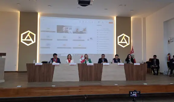 Presidenta de la Corte de La Libertad presenta propuestas para reformar el sistema de justicia en sesión descentralizada del Congreso