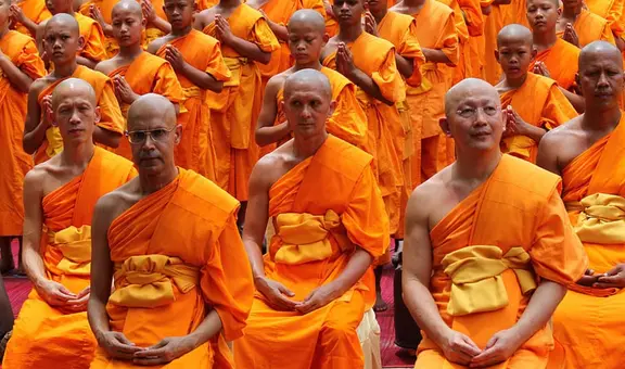 Mujer es arrestada por extorsionar a monjes con fotos y videos íntimos en Tailandia: ganó US$12 millones con chantajes