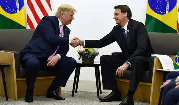 Trump defiende a Jair Bolsonaro y exige a la justicia brasileña frenar inmediatamente el juicio "injusto" para el expresidente