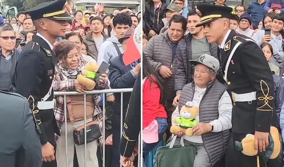 Agentes de la Policía emocionan al regalar ositos de peluche a niños y adultos mayores en la Gran Parada Militar 2025
