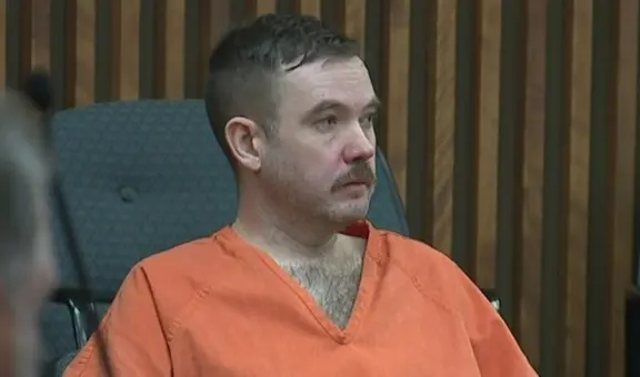 Hombre es condenado a 15 años de prisión luego de abandonar el cuerpo de su hijo en terribles condiciones en EEUU