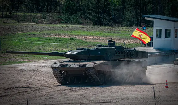 Así es el Leopard 2E, el impresionante tanque de guerra que coloca a España entre las más grandes fuerzas militares de Europa