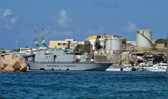 Tragedia frente a la isla italiana de Lampedusa: al menos 20 migrantes pierden la vida en un naufragio