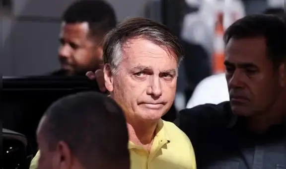 Jair Bolsonaro abandona prisión domiciliaria por exámenes médicos a días de su sentencia por intento de golpe de Estado