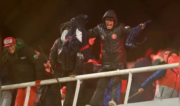 Se generaron incidentes en el partido entre Independiente vs Universidad de Chile: estos son los impactantes videos de los disturbios