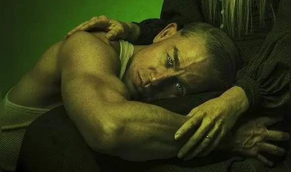 La mente macabra de Ed Gein llega en octubre: Netflix estrena ‘Monstruo: La historia de Ed Gein’